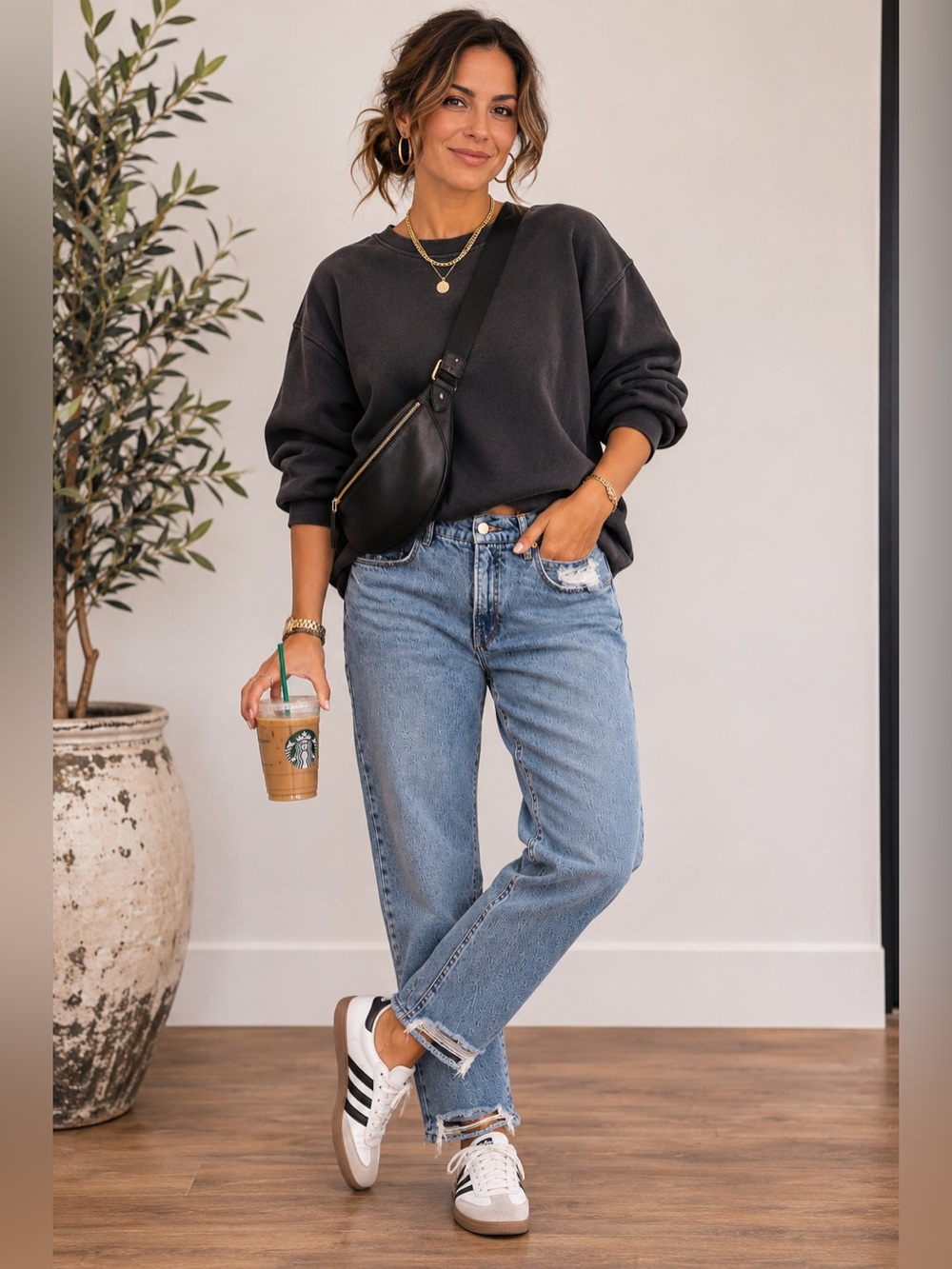 Good American Distressed Light Wash Denim Jeans | Frayed Hem Vintage-Inspired
